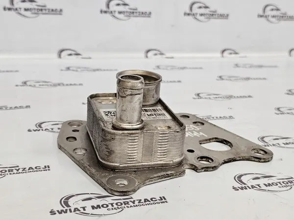 Oliekoeler MERCEDES W212 1.8 B CGI A2711880301 image 2