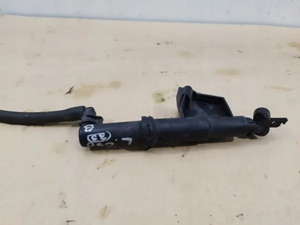 Ajovalopesuri vasen+oikea etu Volvo C30 OEM 30661085 image 7