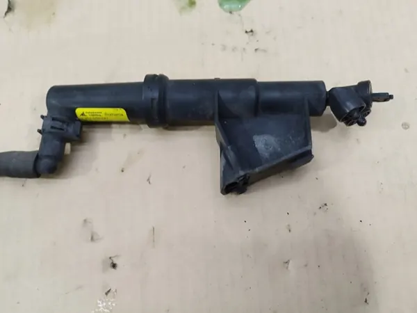 Ajovalopesuri vasen+oikea etu Volvo C30 OEM 30661085 image 8