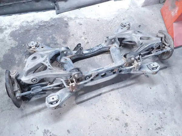 Mercedes-Benz Hinterfedern OEM ARA363477 - Gebraucht image 4