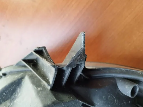 Vasen etuvalaisin Dacia Sandero image 7