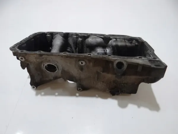 Cárter de óleo BMW OE 8512073 - Usado image 2