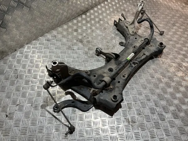 Moottoripalkki Etu PU25928 Renault Clio V 19- image 3