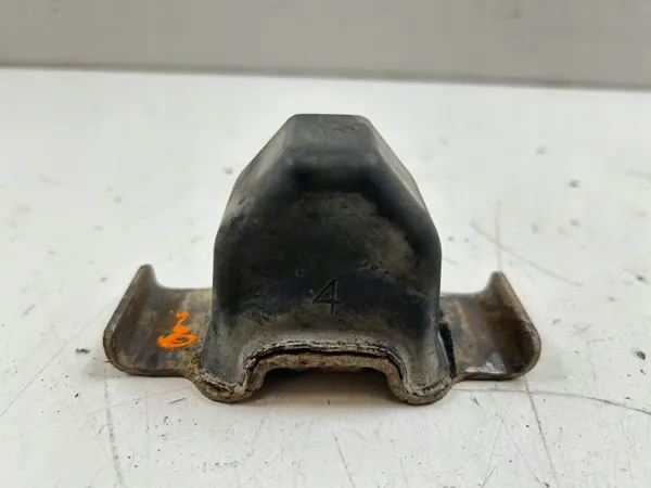 Toyota Hilux Hintere Federdichtung OEM MAM84407 image 3