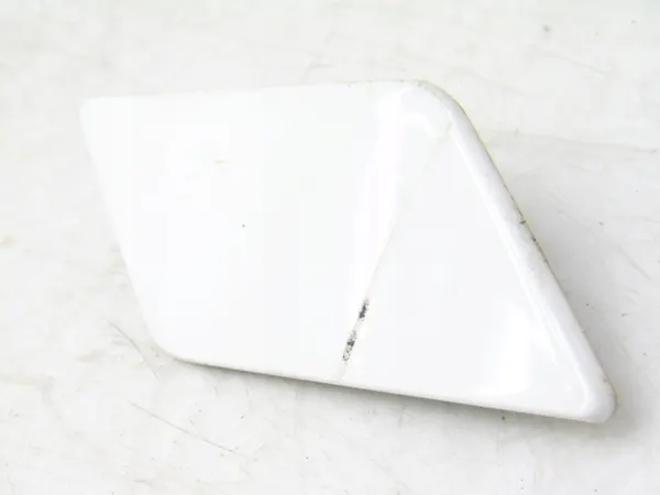 Tappo lavavetri anteriore destro Skoda Octavia VRS image 2