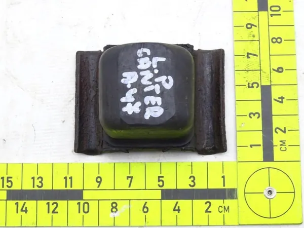 Suporte de mola Mitsubishi OE dianteiro direito 7cm image 3