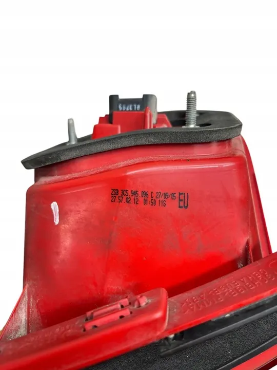 Volkswagen OE 3C5945096C Luz Trasera image 5