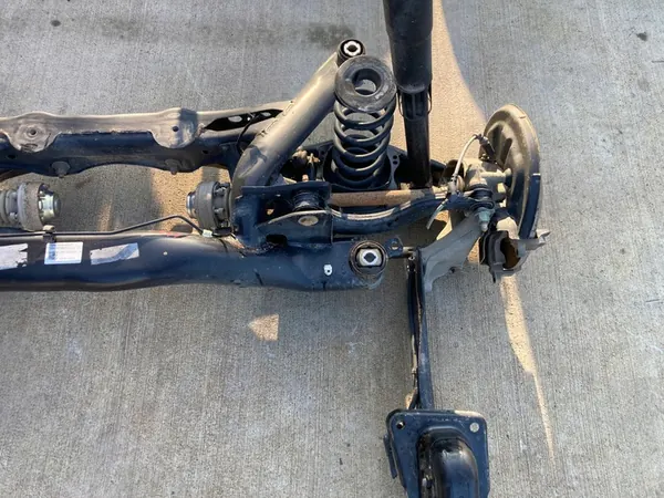 Sospensione Posteriore Completa VW Tiguan Skoda Kodiaq 4x4 OEM image 2