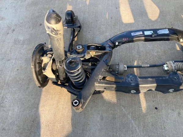 Sospensione Posteriore Completa VW Tiguan Skoda Kodiaq 4x4 OEM image 5