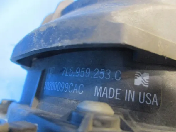Begagnad Porsche OE sekundärluftpump OEM 7L5959253C image 3