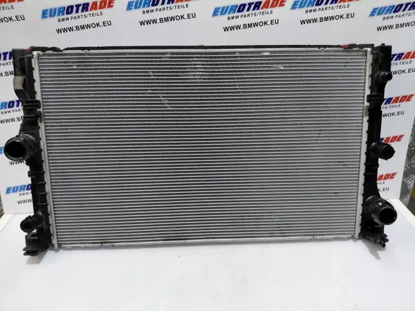 Radiador de agua BMW OEM 8590047 9364258 Usado image 2