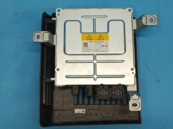 Spänningsregulator OEM 5QS959682B för VW Golf 8 Variant image 3