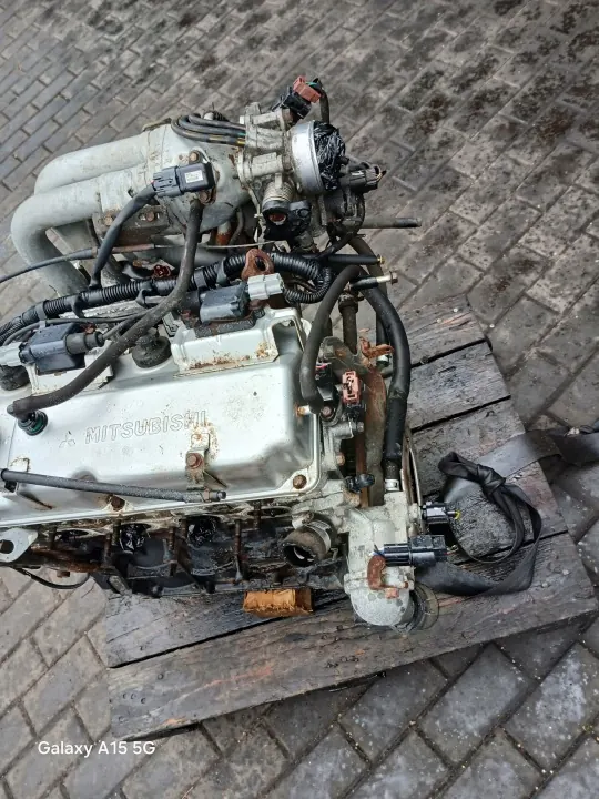 Motor Completo 4G13 para Mitsubishi Colt Carisma 1.3 image 5