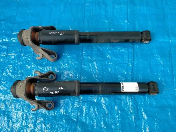Volvo XC90 II Hinterer Stoßdämpfer OEM 310126170955 image 2
