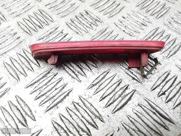 Reflector de luz trasera Dacia Duster 2013 8200384035 image 3