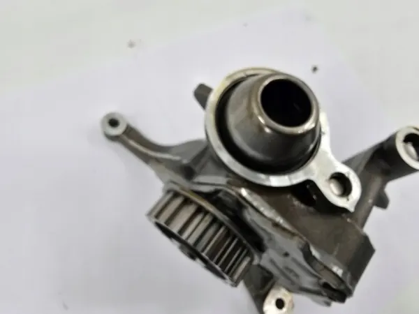Öljypumppu Ford OE OEM E3BG-6600-DC Fiesta MK8 image 6