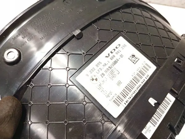 BMW 3-Series nopeusmittari instrumenttipaneeli 2013 OEM image 3
