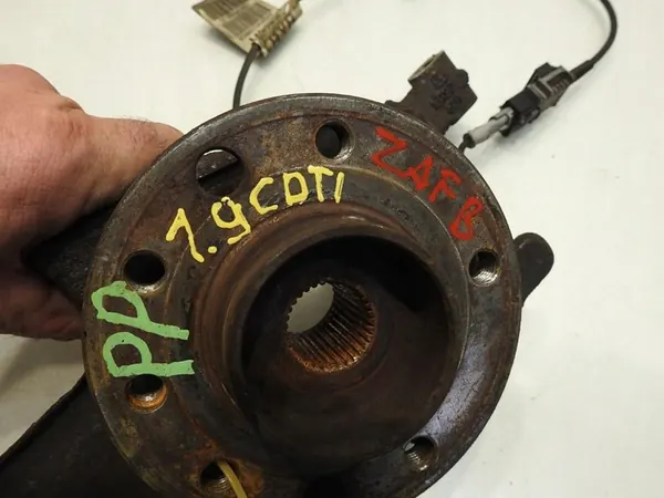 Mozzo sterzo anteriore destro con ABS Opel Zafira B image 2