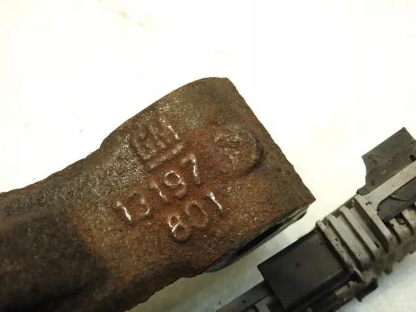 Mozzo sterzo anteriore destro con ABS Opel Zafira B image 7