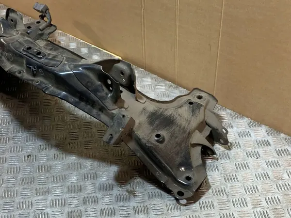 Honda CR-V Bakfjädring OEM FBZ26252 - Begagnad image 10