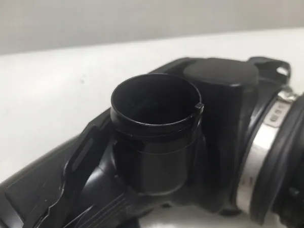 Luftansaugschlauch W205 C220 2.2 CDI A6510903542 image 10