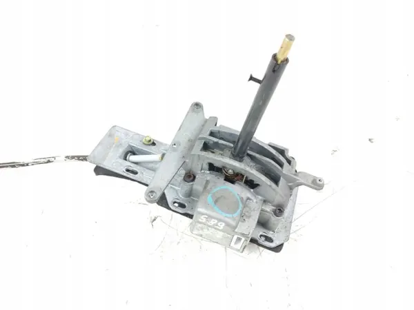 Levier de vitesse Land Rover OEM RZV62301 pour Range Rover P38A image 3