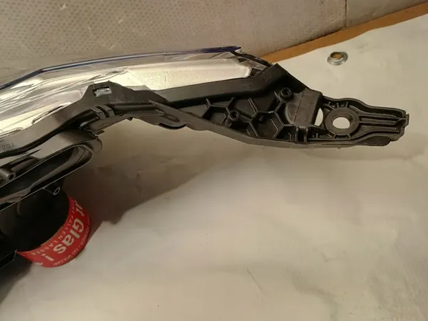 Oikea Ajovalo Peugeot 208 Lift Eurooppalainen OEM 1685352780 image 10