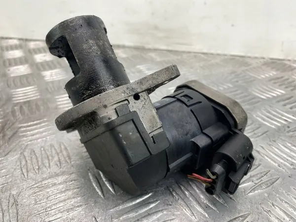 Válvula EGR Mercedes W169 2.2 CDI 00005320C2 image 4