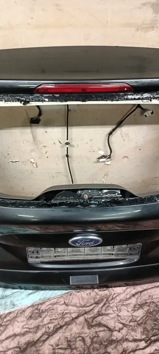 Porta traseira Ford Kuga MK2 Preta OEM image 3