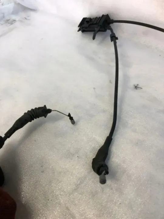 Cabo de fecho capô Ford Mondeo IV OEM DS7316C657DD image 3