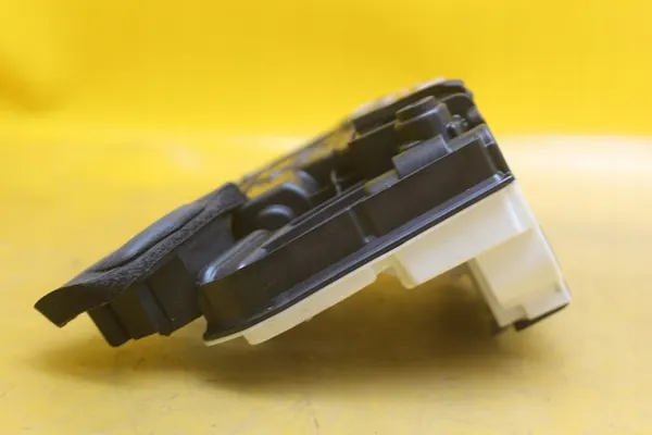 Linke Hintertürschloss Skoda Rapid 7 Pins image 3