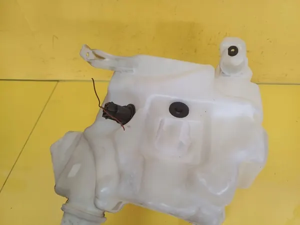 Pyyhkijännestepullon VW Passat B5 3B0955453AF image 5