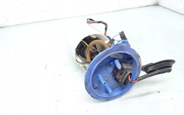 Bomba de combustível Volkswagen 1K0919051BH image 2