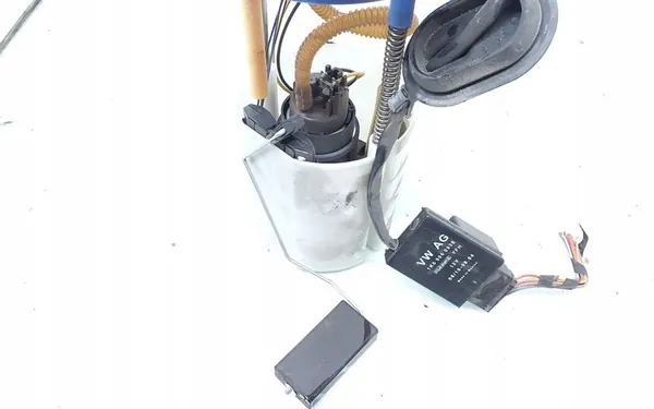 Bomba de combustível Volkswagen 1K0919051BH image 5