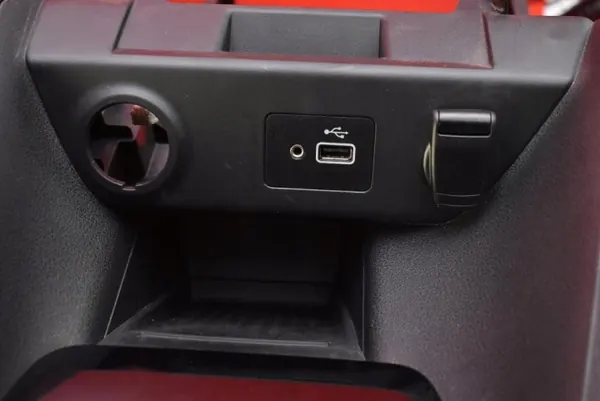 Accoudoir OEM mamAUTO-1056429- console centrale Nissan Leaf image 9