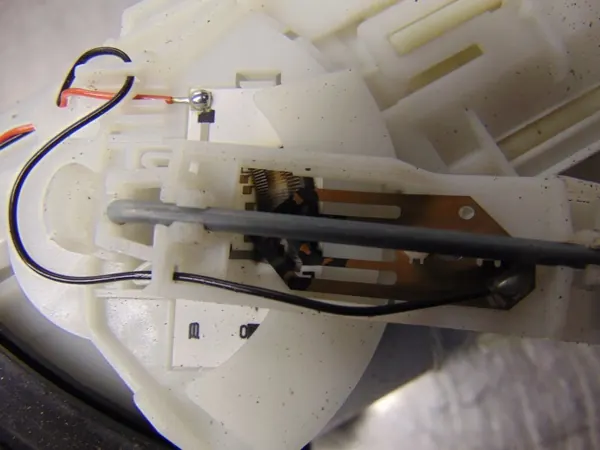 Polttoainepumppu OEM MSS18GDI Mitsubishi Space Star 1.8 GDI:lle image 4