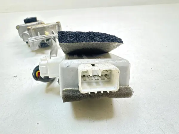 Module de toit ouvrant Hyundai Getz OEM 816311C001 image 3