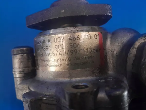 Servostyrningspump Mercedes 2.2 CDI A0024661001 image 2