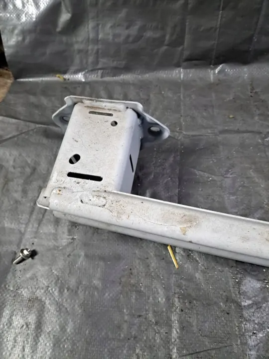 Takapuskurin palkki OEM Toyota Yaris IV 2020 image 5