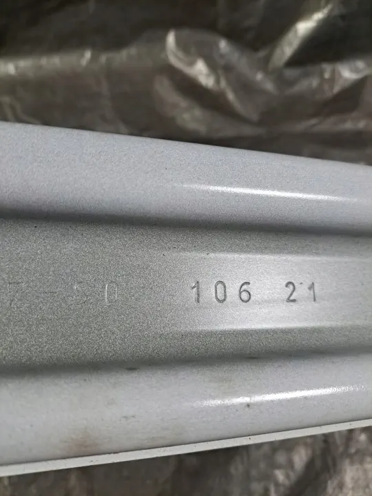 Takapuskurin palkki OEM Toyota Yaris IV 2020 image 8