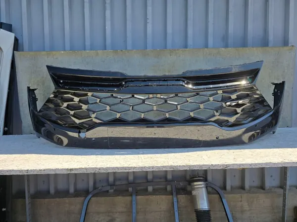 Kia Sportage V GT Line Grill OEM 86367-R2CA0 image 2