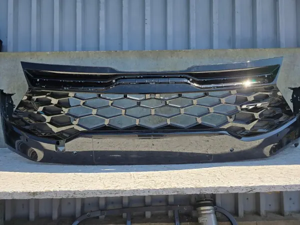 Kia Sportage V GT Line Grill OEM 86367-R2CA0 image 4
