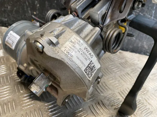 Motor dirección OEM 6C2 423 510 BQ para Škoda image 3
