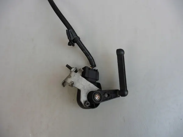 Sensor de nível de luz traseira esquerda Volvo XC40 image 4