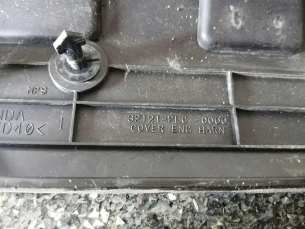 Cubierta Motor Honda Civic VII OEM 32121-PLC-0000 image 3