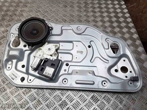 Régulateur de vitre Volvo V50 OEM 8679080 - Occasion image 3
