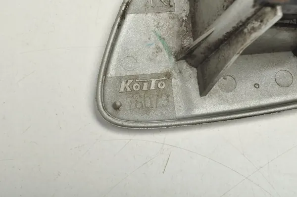 Strålkastartvättslock Höger Lexus LS III OEM KOITO 78073 image 4