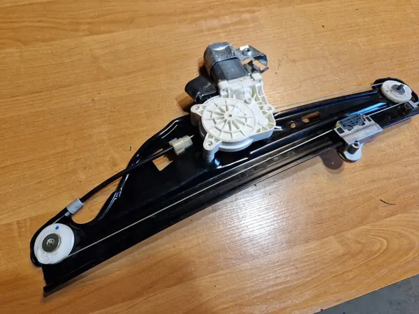 Mecanismo de janela traseira direita BMW 5 E60 E61 7034388 image 3