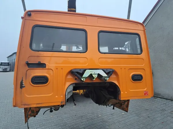 Begagnad daghytt OEM KOMPLETNA DZIENNA VOLVO FL 6 00-06 image 4