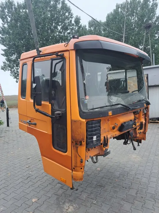 Begagnad daghytt OEM KOMPLETNA DZIENNA VOLVO FL 6 00-06 image 7